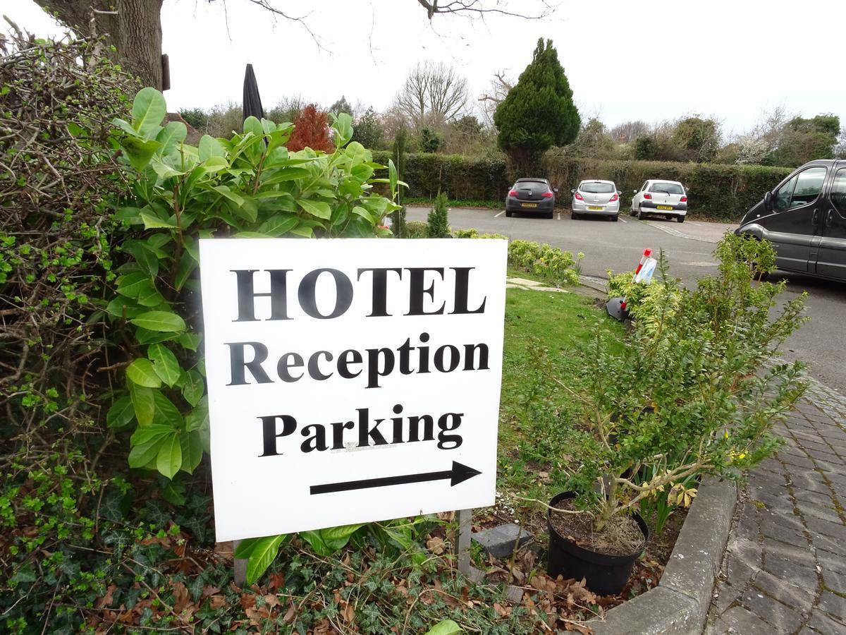 The Gatwick White House Hotel Χόρλι Εξωτερικό φωτογραφία